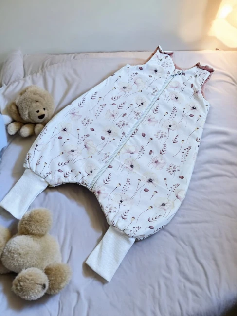 Śpiworek z nogawkami do spania dla dziecka
